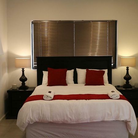 Millennium Body Guards Guesthouse Hartbeespoort Extérieur photo
